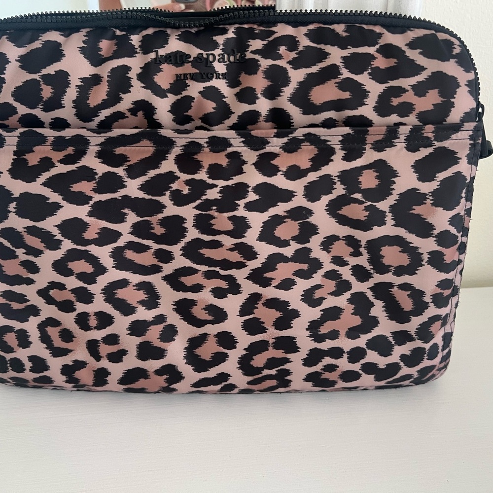 Kate Spade 🐆 Leopard Computer Bag - Picture 4 of 6